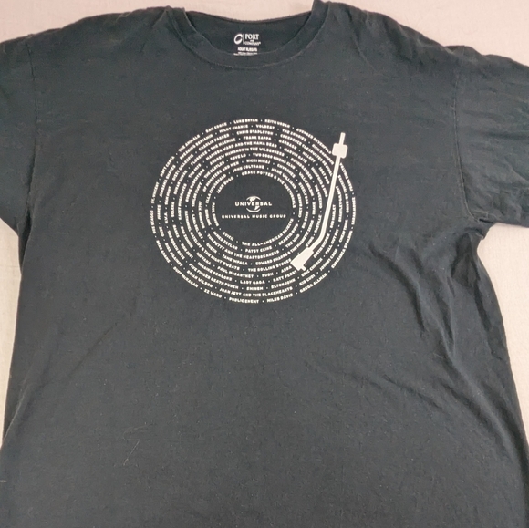 Record Store Day 4.22.17 Featuring Record Graphic with Band / Singers XL - Picture 2 of 7